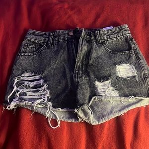 SHEIN grey high waisted ripped hem shorts size medium